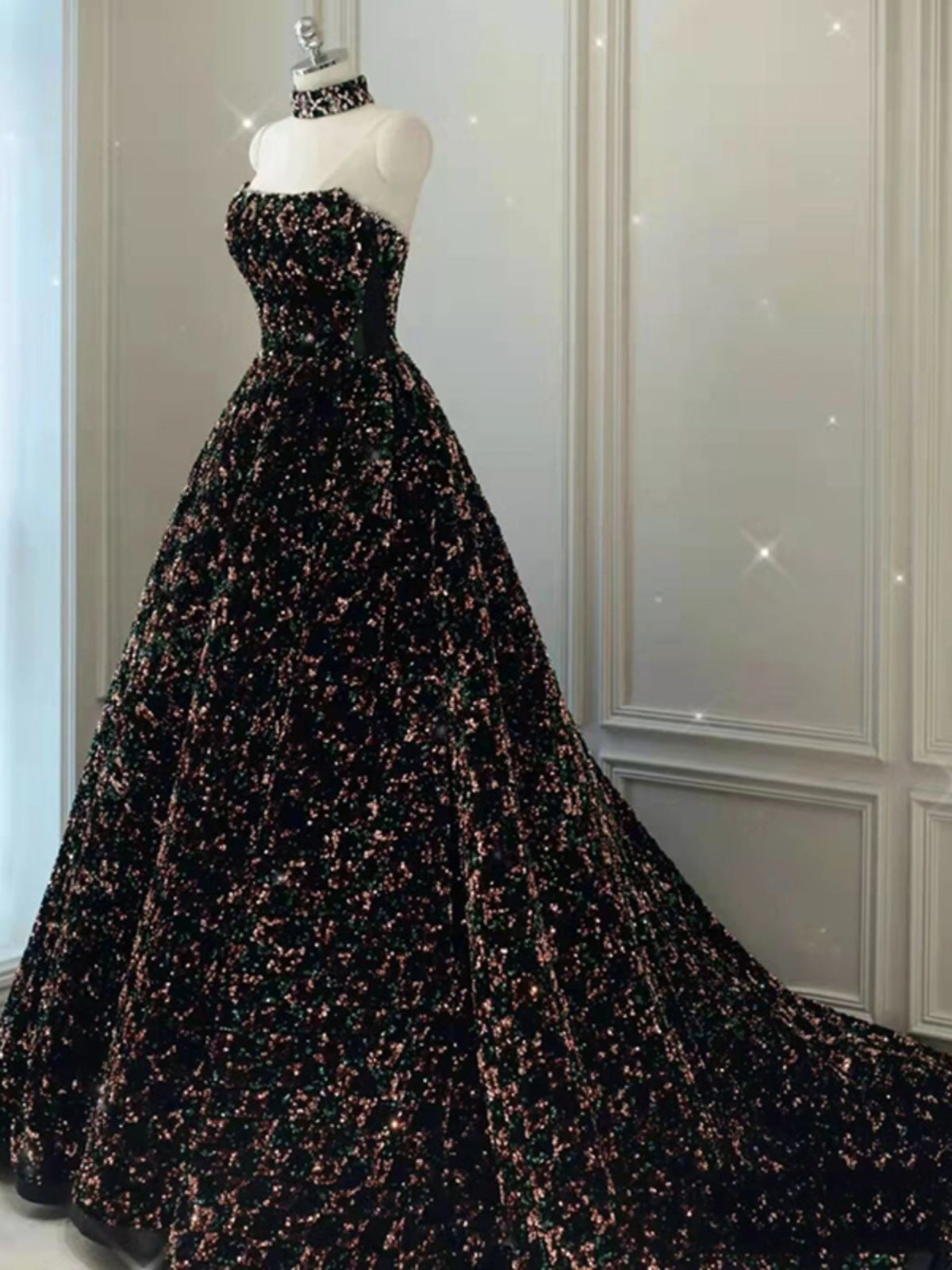 Drag-Tail Temperament Sequins Performance Dress