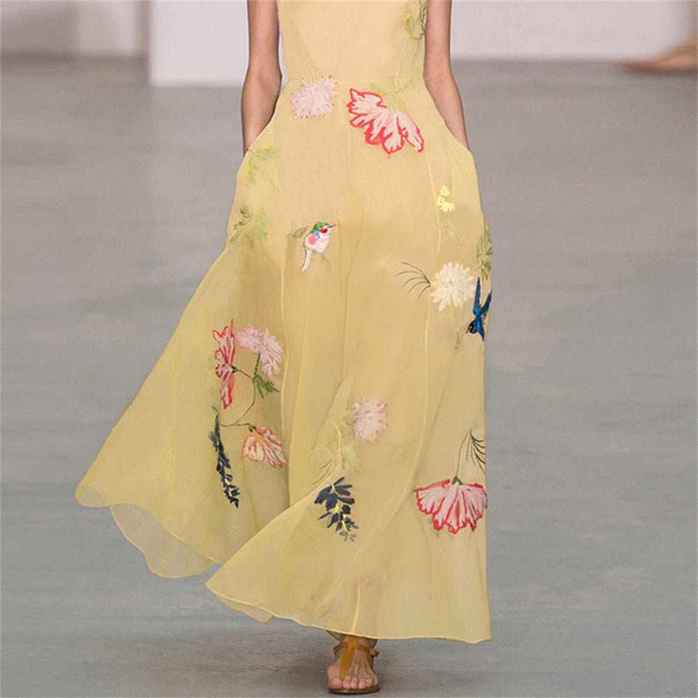 Sleeveless Crew-Neck Print Slim Dress