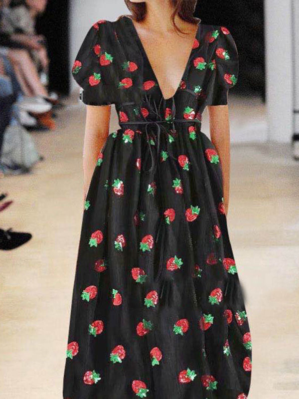 French-Style Strawberry Pleated Long Dress