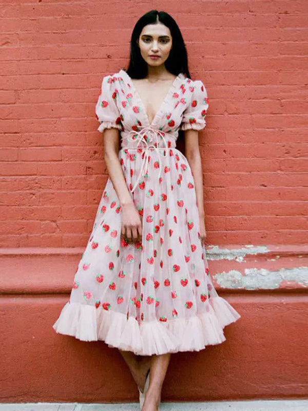 French-Style Strawberry Pleated Long Dress