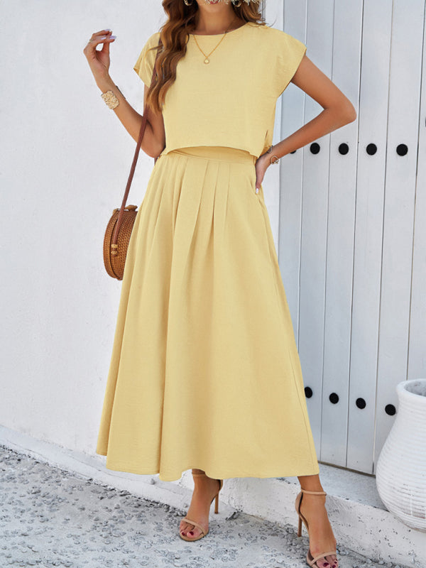 Casual Sleeveless Top & Long Skirt Outfit