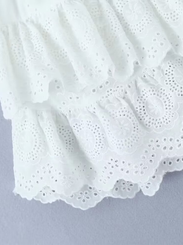French-Style Lace Embroidery Elastic-Waist Mini Skirt