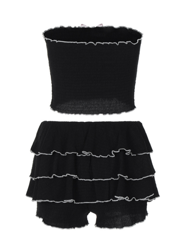 Tube-Top Pleated Cake Skirt Outfit