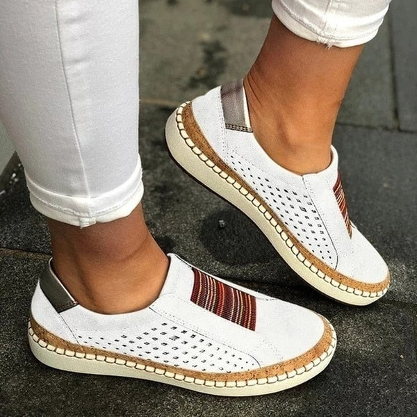 Low-Cut Flat Canvas Shoes